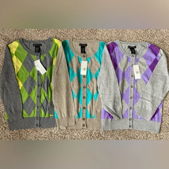 {SOLD!!}•NWT•{3} New York & Company Argyle Cardigan Bundle - Picture 7 of 13